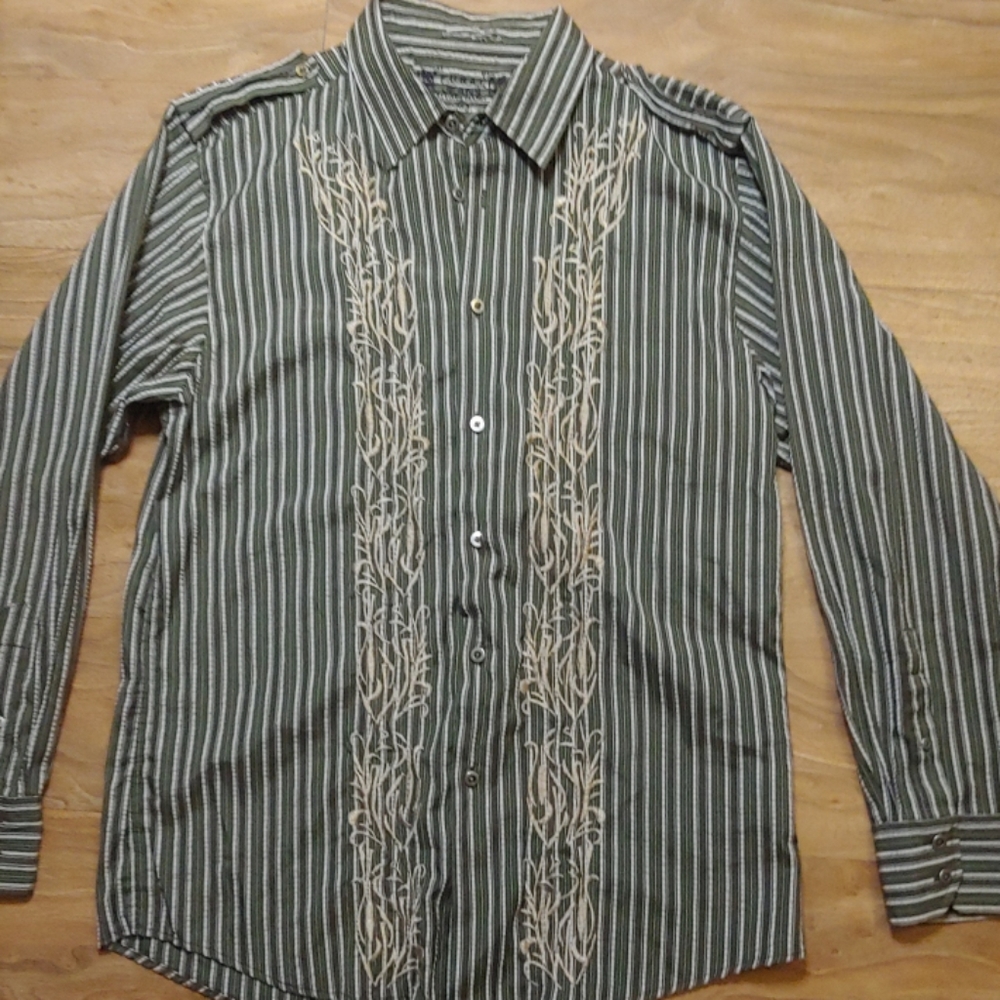 Men's button down shirt size XL